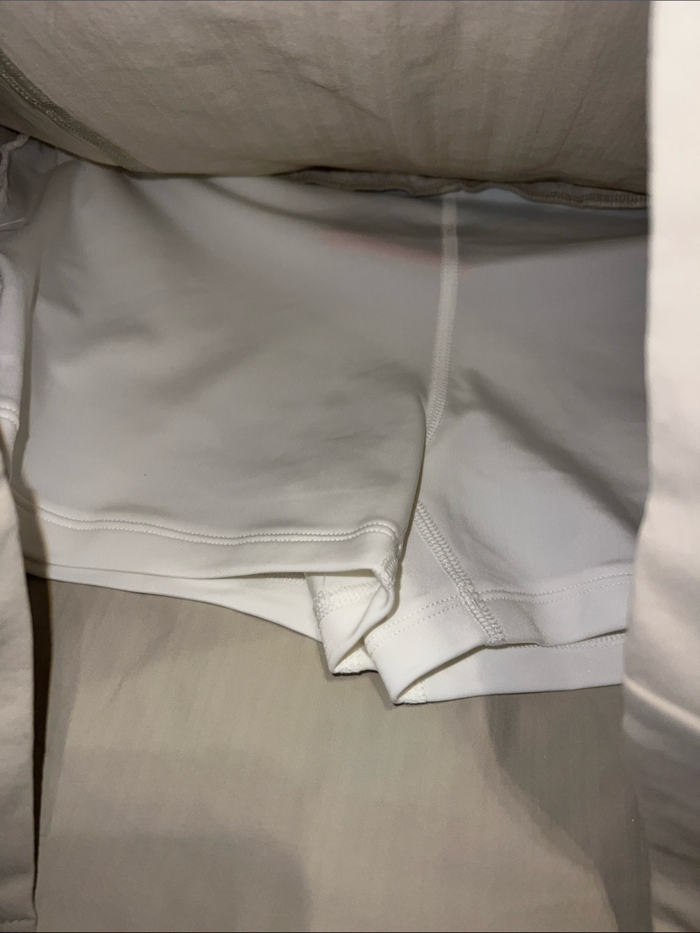 NWT! Under Armour Relaxed Fit Khaki Performance Golf Skort size 6! - Picture 9 of 16